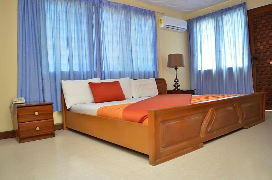 Hotel Loreto 케이프 코스트 외부 사진